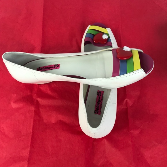 Betsey Johnson Shoes - 🌟$10 SALE🌟Betseyville Betsey Johnson Leather 9